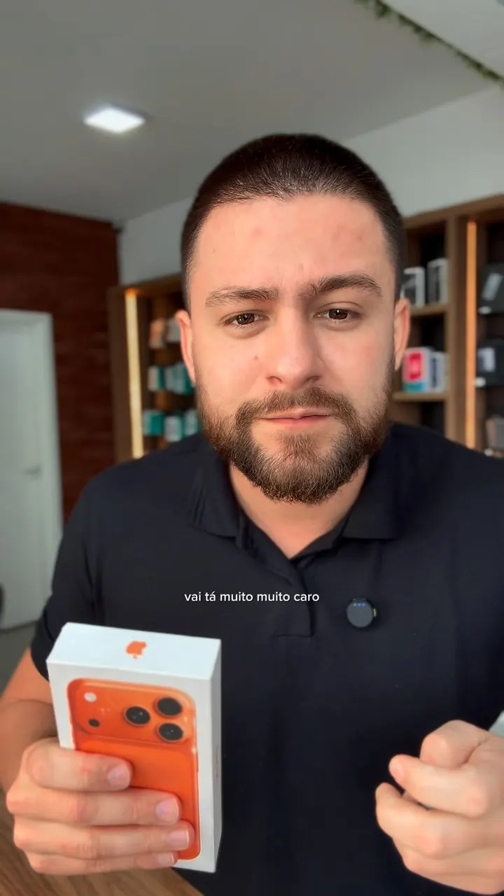 Vídeo da iWin: Existe uma crença muito comum no meio Apple: quando tiver o novo lançamento, o anterior irá abaixar de valor. …